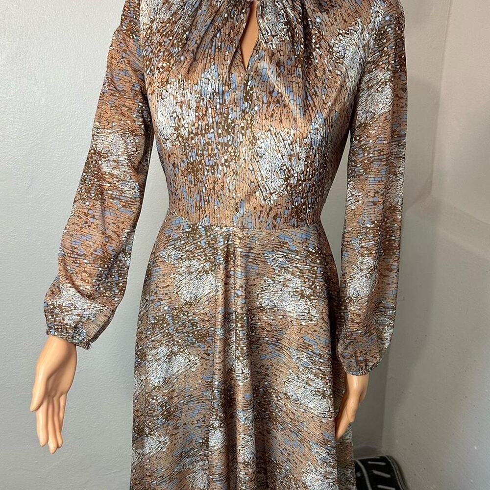 Stunning 1970s metallic midi dress
